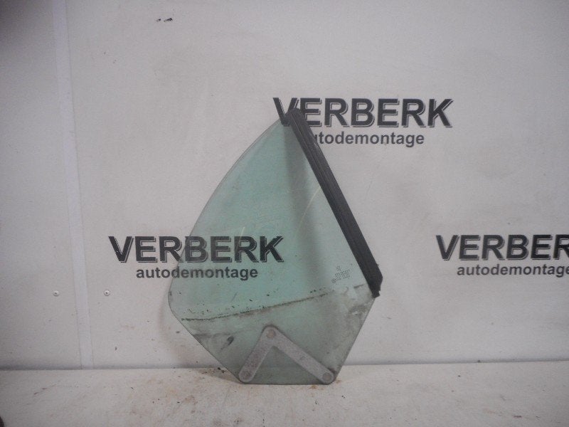 VITRE LATERALE ARRIÈRE DROIT Peugeot 206 CC (2D), Kontakt-peugeot@peugeot.com, Utilisé, Peugeot Deutschland GmbH, Bahnhofsplatz
65423  Rüsselsheim, DE