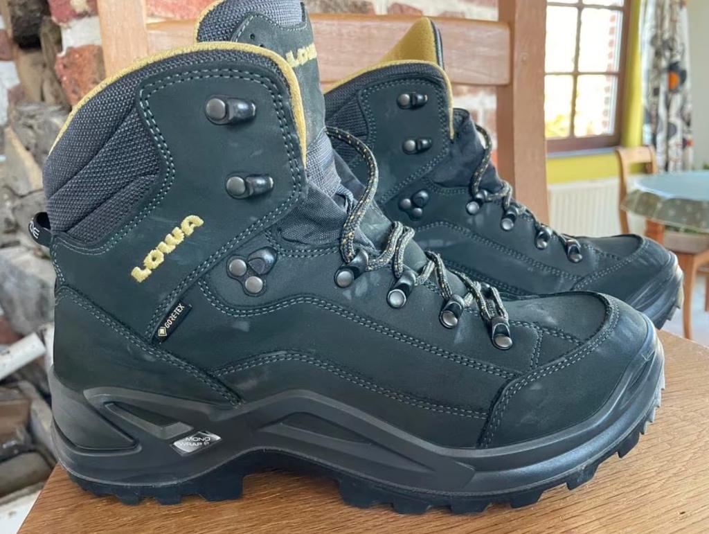 Nieuwe Lowa Renegate GTX Mid 41 1/2 laarzen, Sport en Fitness, Bergsport en Wandelen, Nieuw, Schoenen, Ophalen of Verzenden