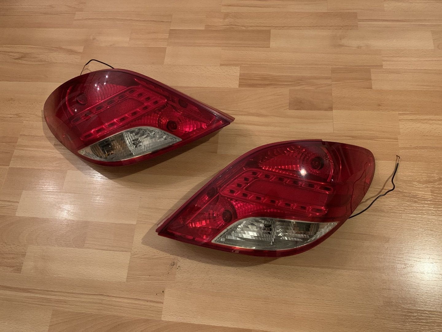 Achterlicht set Peugeot 207 met LED 2006 tot 2015, -, Utilisé, -, Peugeot