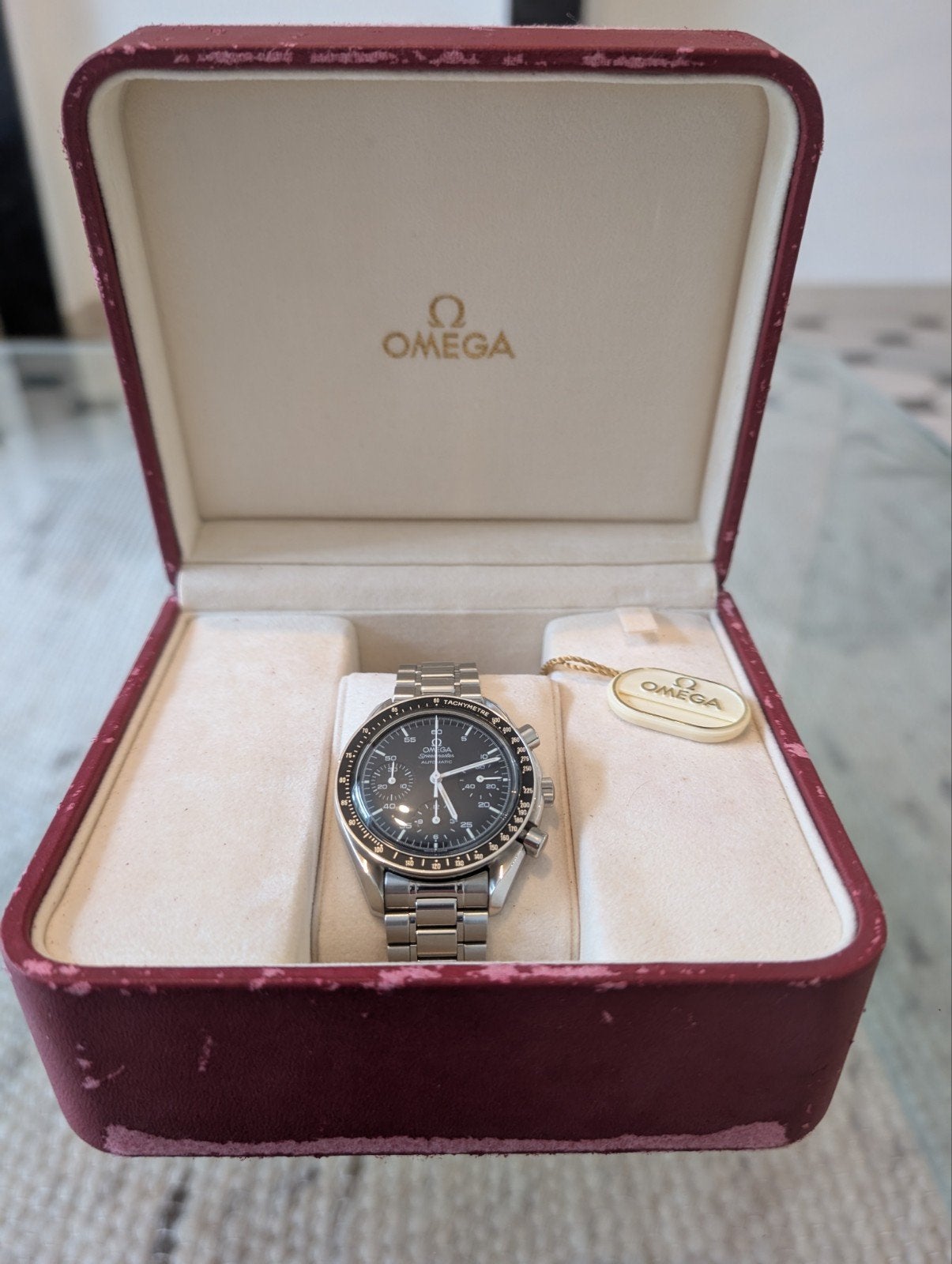 Omega Speedmaster Reduced 3510.50.00
Full set, Bijoux, Sacs & Beauté, Montres | Hommes, Omega, Enlèvement