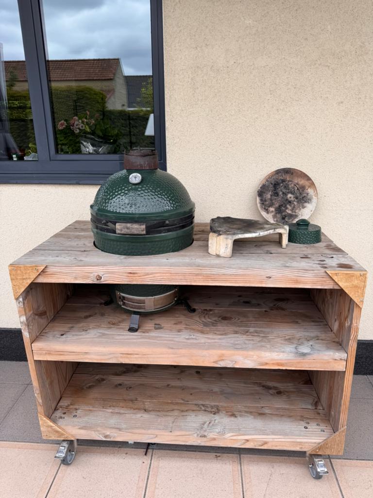 Green egg medium, Tuin en Terras, Buitenkeukens, Ophalen, Gebruikt, Houtskool, Vrijstaand
