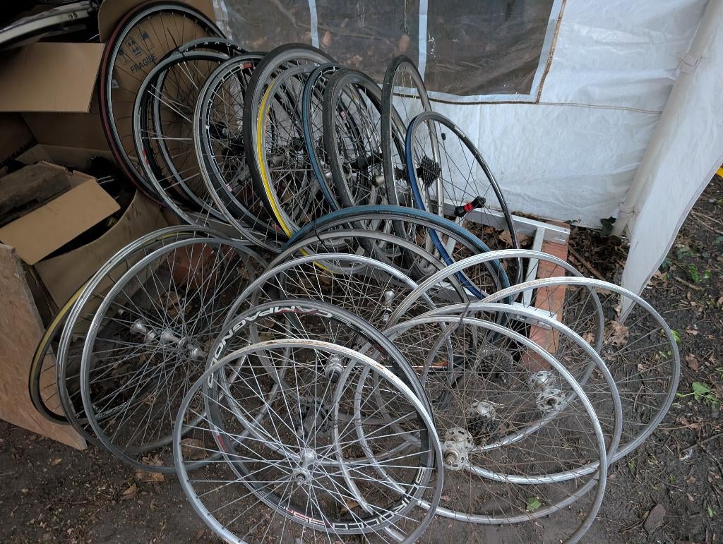 Zaterdag 9 mei op te halen: zeer veel fietsonderdelen, Fietsen en Brommers, Ophalen, Gebruikt, Oldtimerfiets, Overige typen