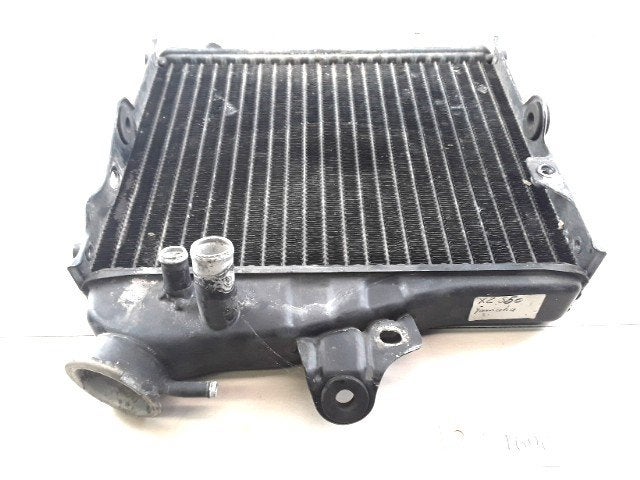 XZ550G 1982 - 1983 Yamaha Radiator D1-37643