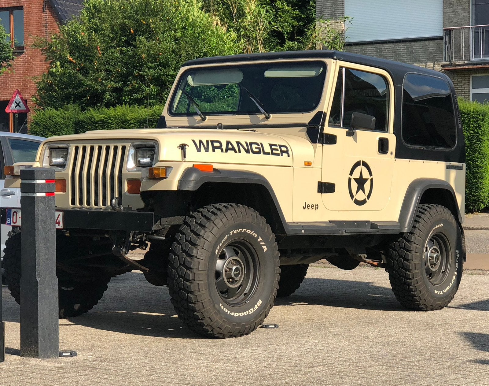 Jeep Wrangler YJ 2500cc Oldtimer 1989, Autos, Achat, Boîte manuelle, Beige, Particulier