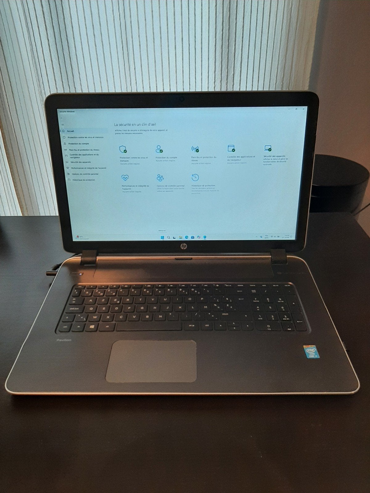 Pc hp 17 pouces i3 Windows 11, Enlèvement