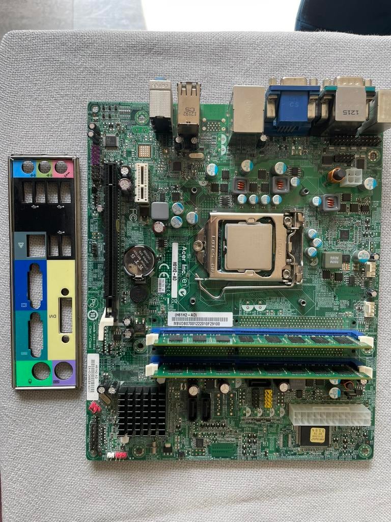 Acer moederbord + i3 processor + ram, Computers en Software, Ophalen, Zo goed als nieuw, Intel