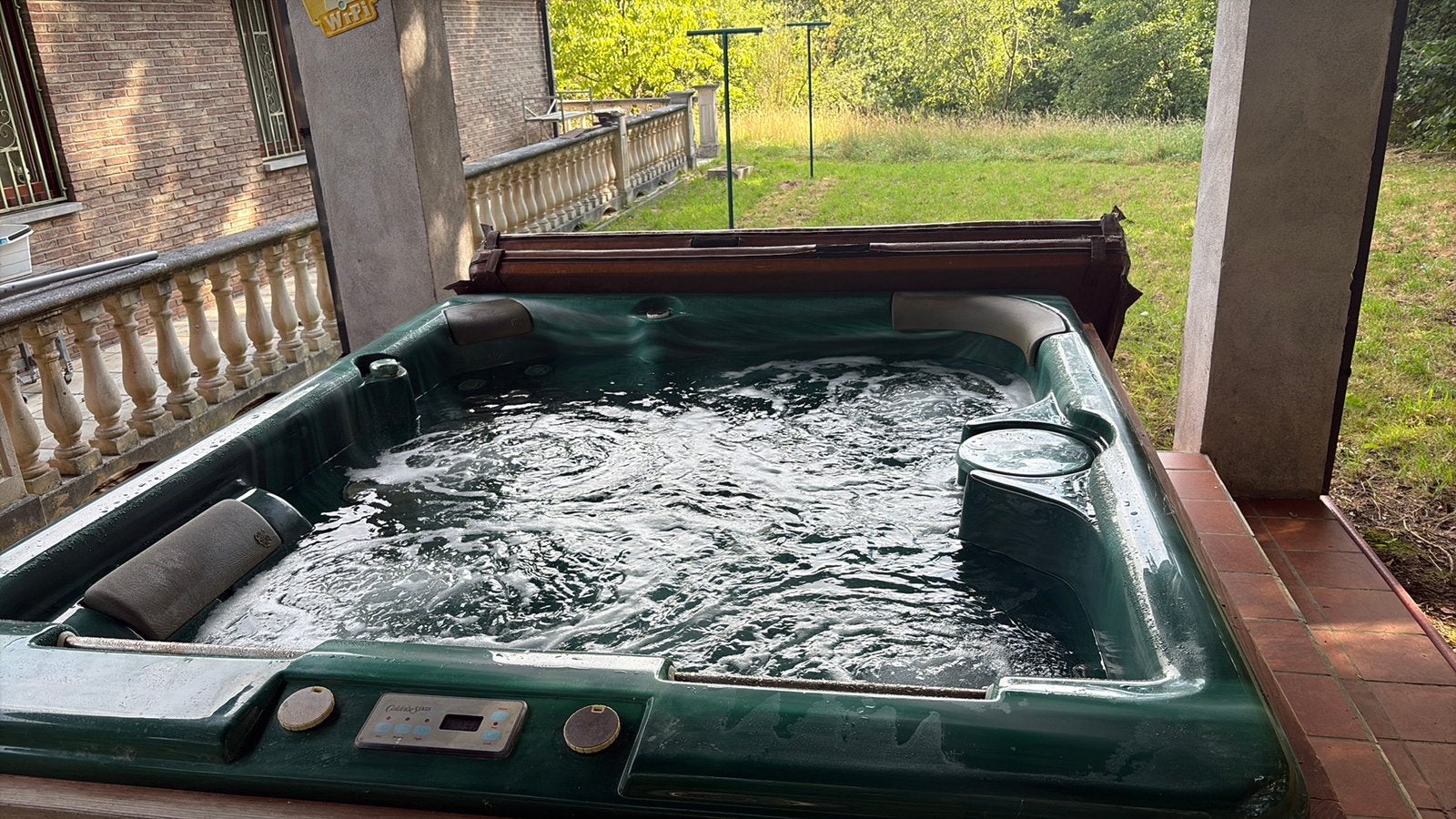 Jacuzzi 5 personnes CalderasSpa, Enlèvement, Utilisé