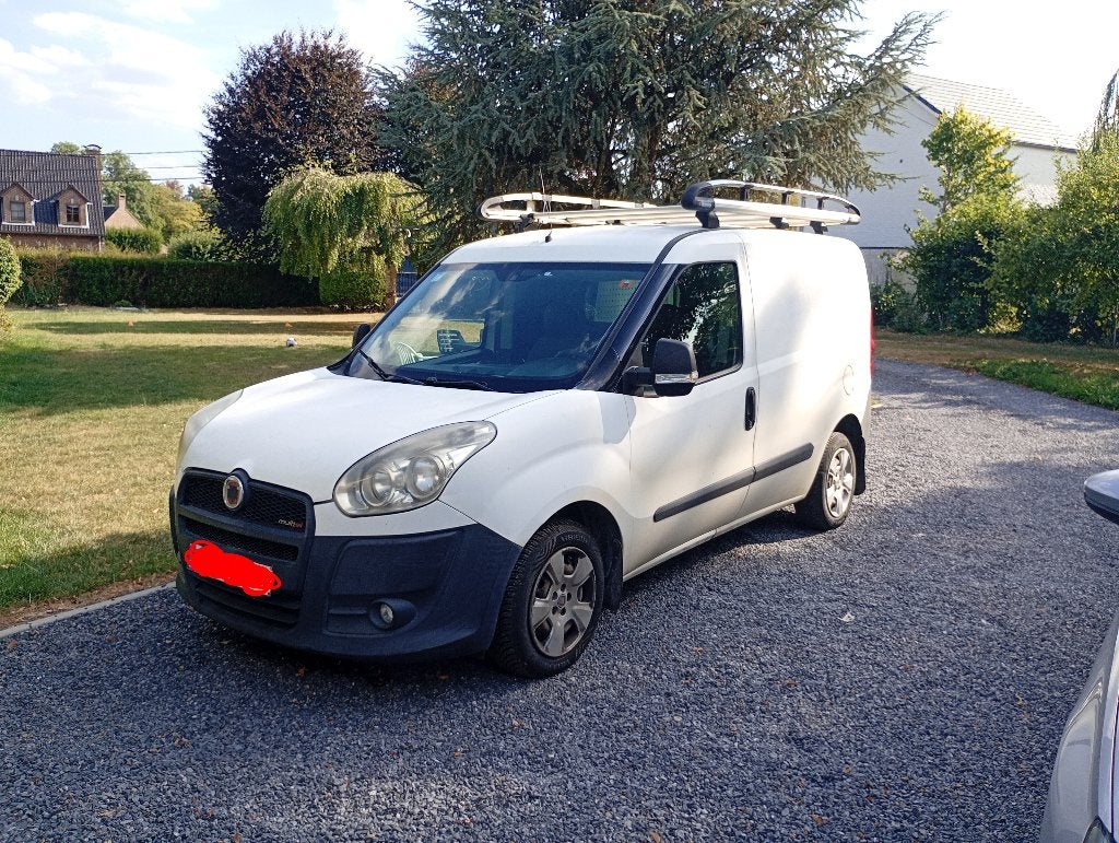 Fiat doblo 2011 a réparer, Autos, Fiat, Achat, Doblo, Diesel, Particulier
