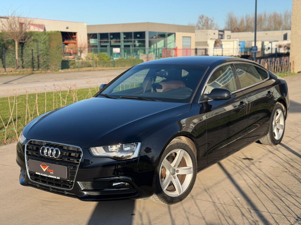 Audi a5 benzine 1ste eig. Navi airco PERF STAAT+ garantie, Auto's, Audi, Bluetooth, Euro 6, Bedrijf, A5