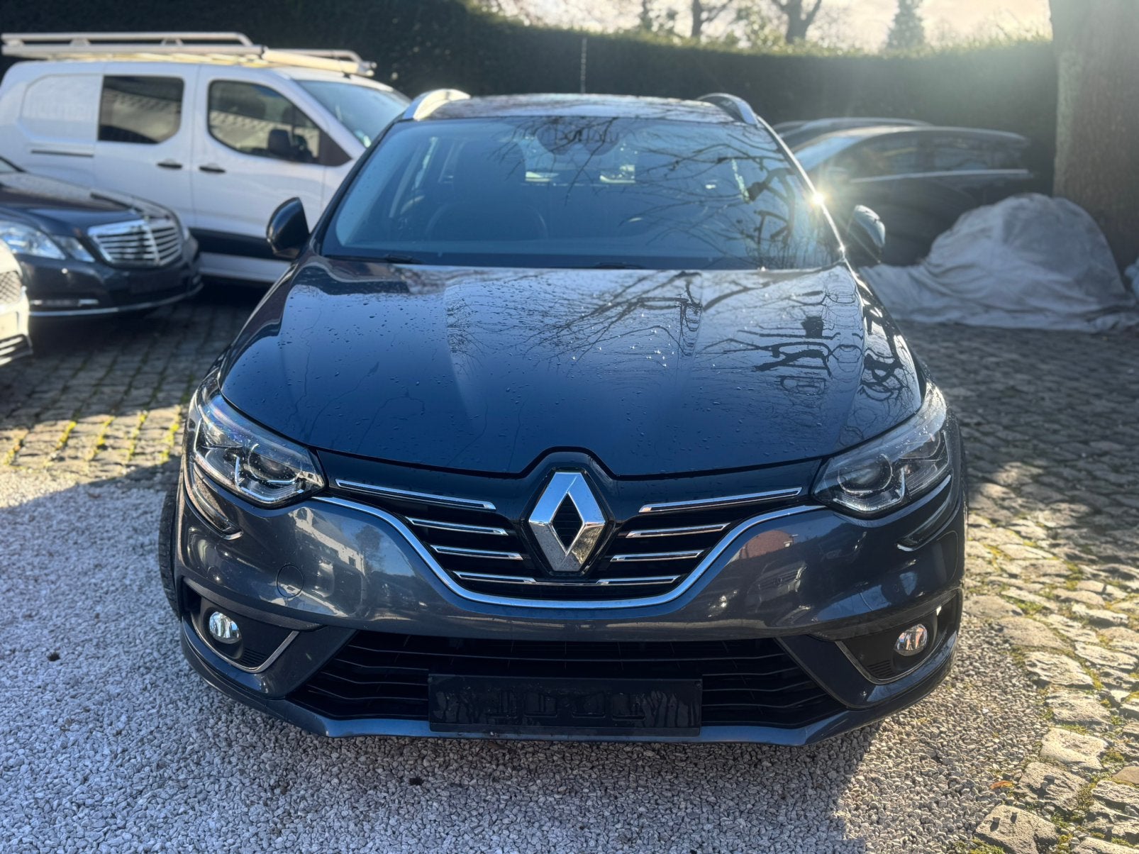 Renault Megane 1.2 benzine - 2017-Sportzetels-Navi-EURO6-LED, Voorwielaandrijving, Bedrijf, 97 kW, 1200 cc