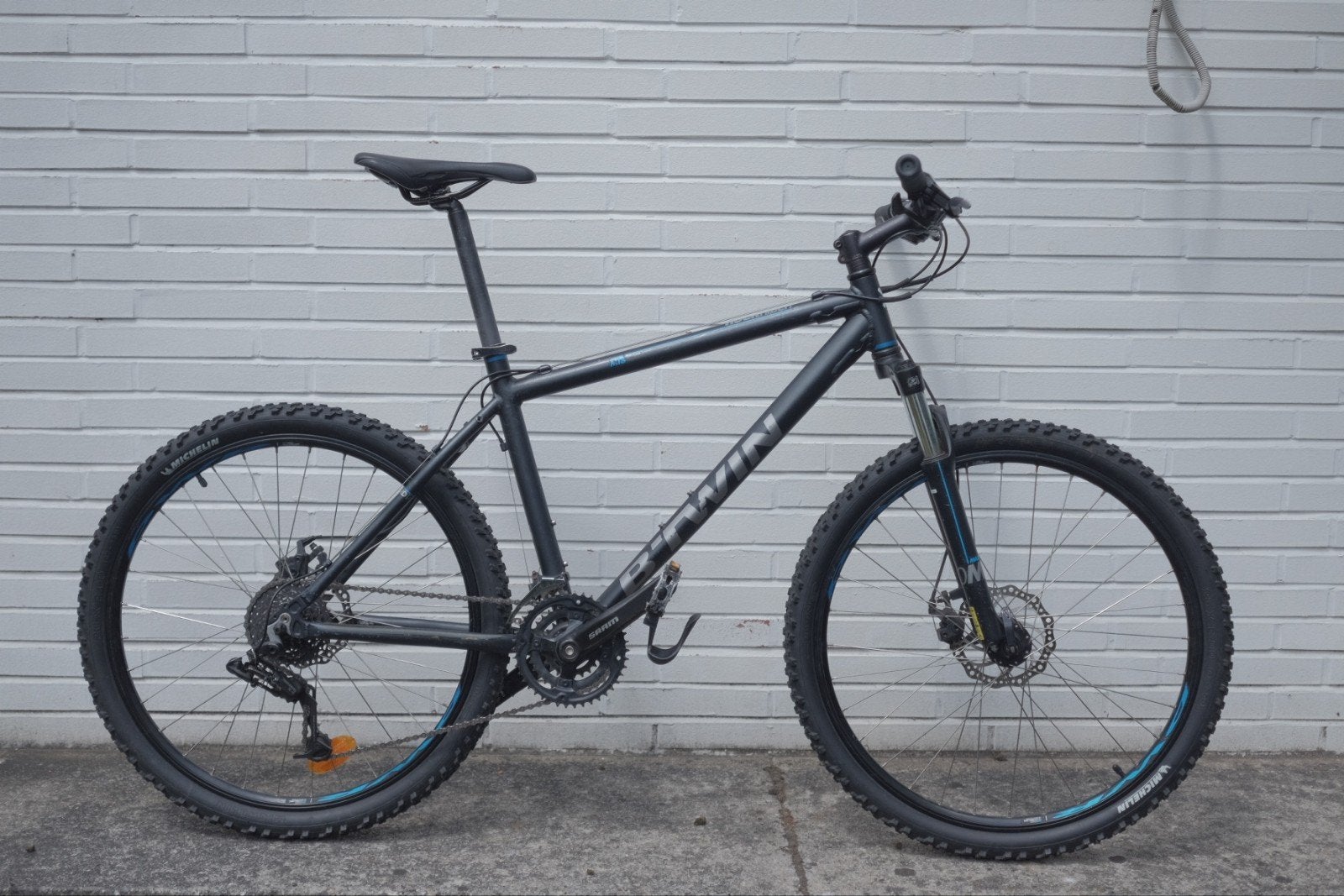 B'Twin Rockrider 500 mountainbike maat M — 26 inch, Gebruikt, Hardtail, Schijfrem, Ophalen