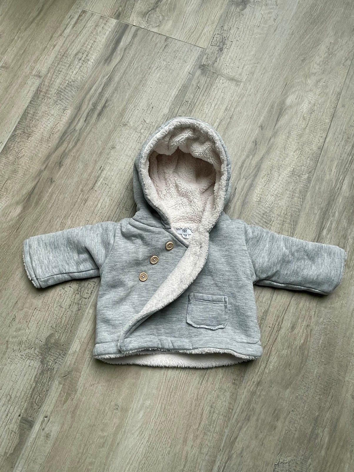 Veste hiver bebe 3 mois, Enfants & Bébés, Vêtements de bébé | Taille 56, Enlèvement ou Envoi, Comme neuf, Garçon ou Fille, Pull ou Veste