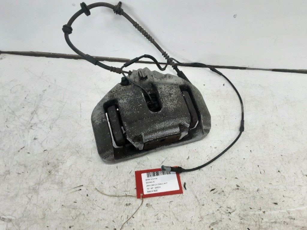REMKLAUW RECHTS VOOR BMW 5 serie (F10) (01-2009/10-2016), Gebruikt, Mevr. I. Hauben, BMW, Rue de l'Espoir 34 34
4030  GRIVEGNÉE, BE