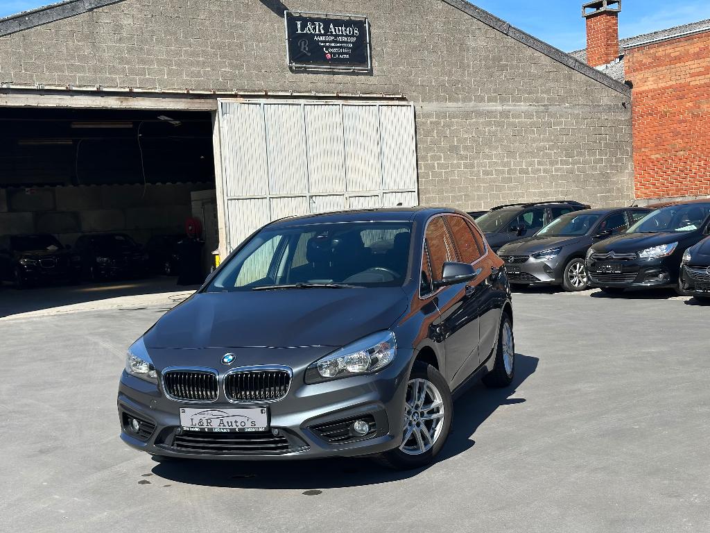 BMW 218 i Active Tourer Navi-PDC-CC-Garantie, 2 Reeks Active Tourer, 5 deurs, 3 cilinders, https://public.car-pass.be/vhr/2dd6befe-ae16-4287-8b49-06c533d8be75