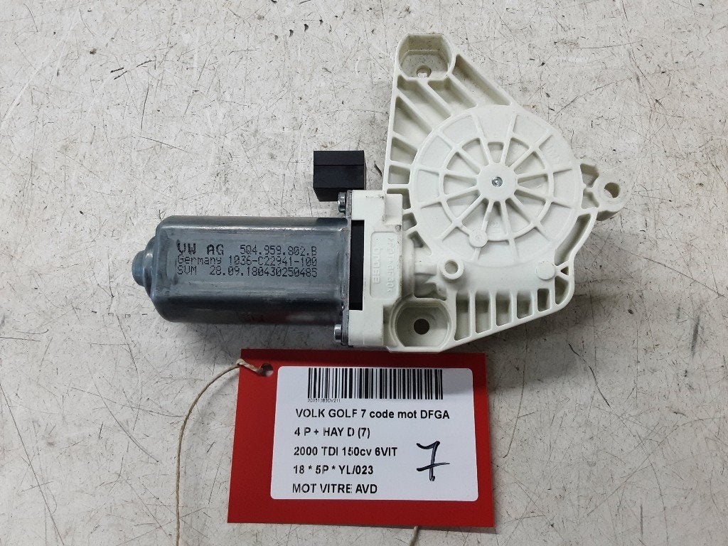 MOTEUR LEVE VITRE ELECTRIQUE AVANT DROIT Golf VII (AUA), Volkswagen, Mevr. I. Hauben, Utilisé, Avant