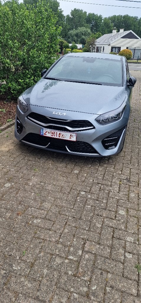 KIA PROCEED, Autos, Cuir, Achat, Ordinateur de bord, Entretenue par le concessionnaire