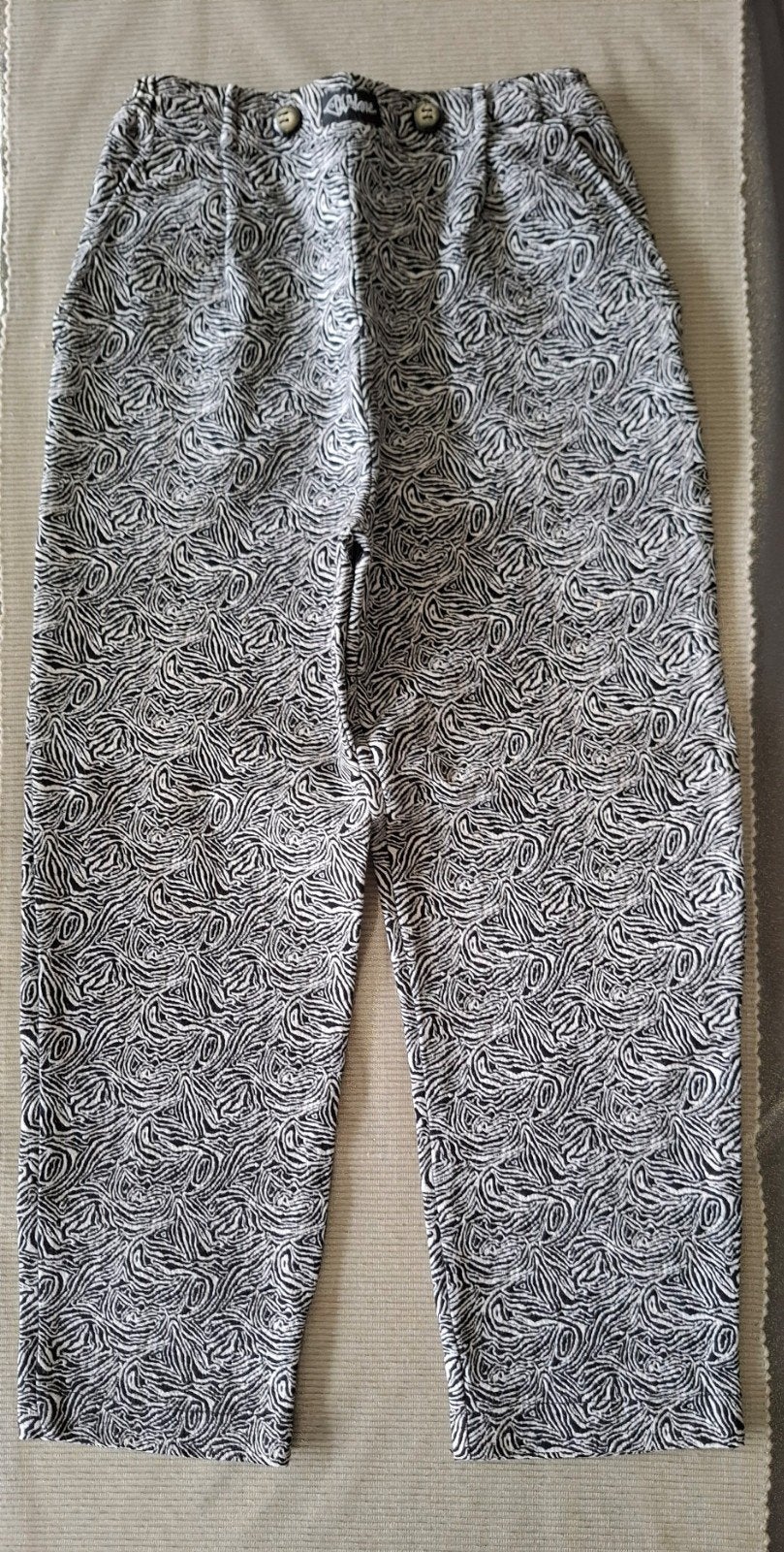 prachtige kinderbroek Poisson Blanc 10 jaar, NIEUW, Kinderen en Baby's, Ophalen of Verzenden, Nieuw