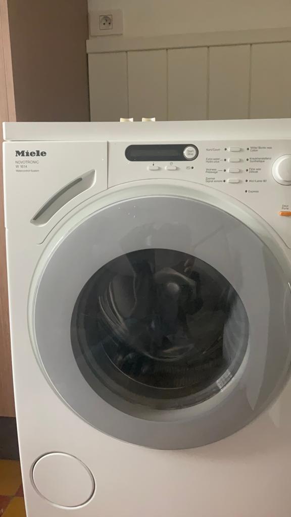 Miele machine à laver Novotronic W1614, 1200 à 1600 tours, 6 à 8 kg, Programme court, Enlèvement