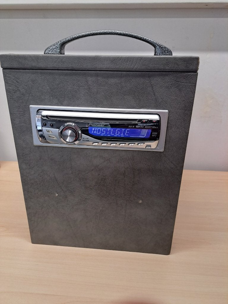 Autoradio Pioneer Rockford Fosgate spekaers in basskast, Auto diversen, Autoradio's, Ophalen of Verzenden, Zo goed als nieuw