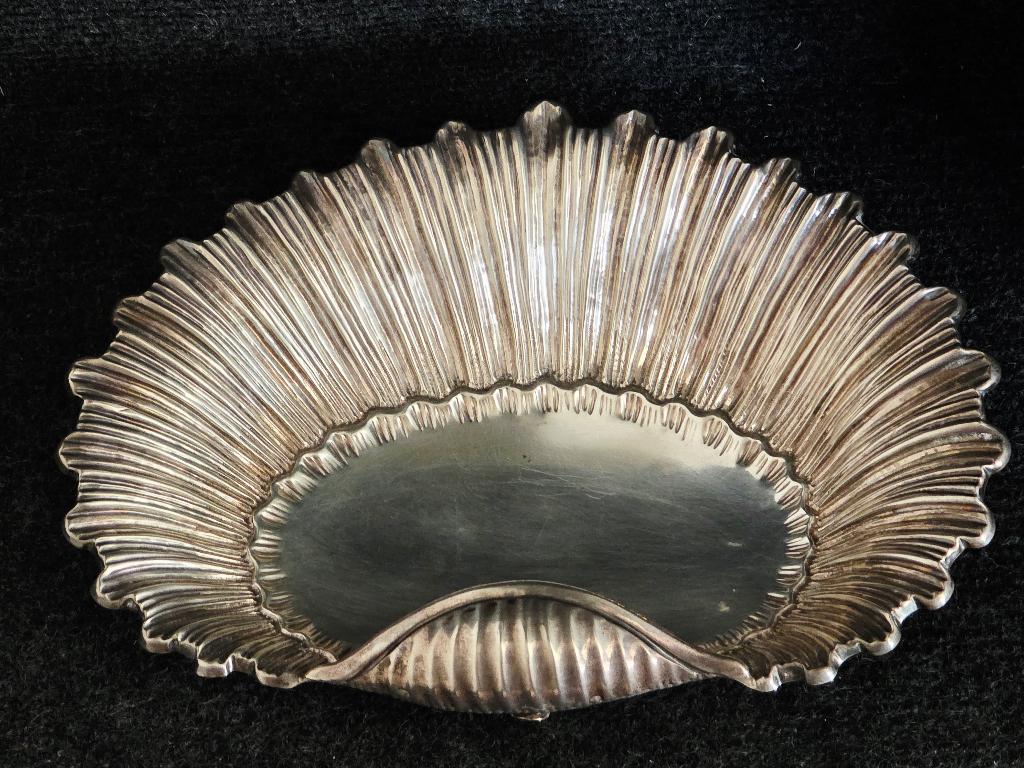 Zilveren 916 schaal op 3 poten, Antiek en Kunst, Antiek | Zilver en Goud, Ophalen of Verzenden, Zilver