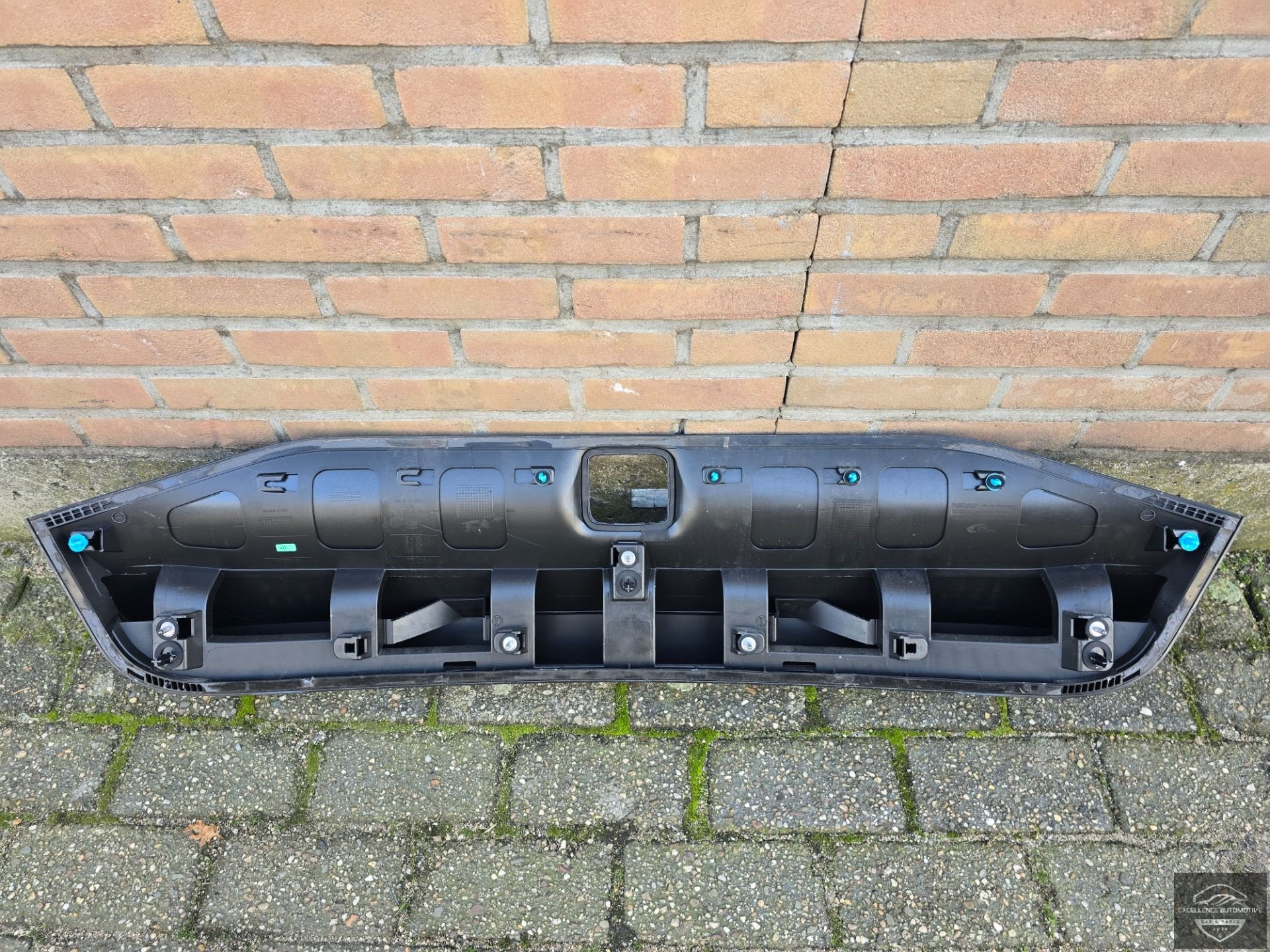 Cache-hayon pour Seat Cupra Leon 5FA 20+ Combi 5FE853640, Autos : Pièces & Accessoires, Autovia A-2, Km 585 585
08760  Martorell, ES