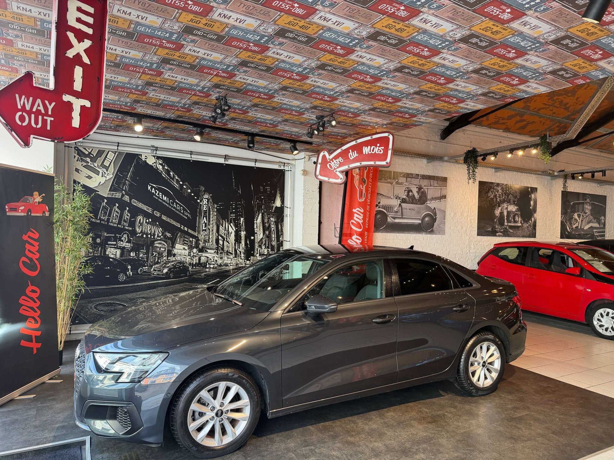 Audi A3 SEDAN * 30 TFSI * BANG & OLUFSEN * CAM * 21.000 KM *, Auto's, Automaat, Stof, Gebruikt, Bedrijf