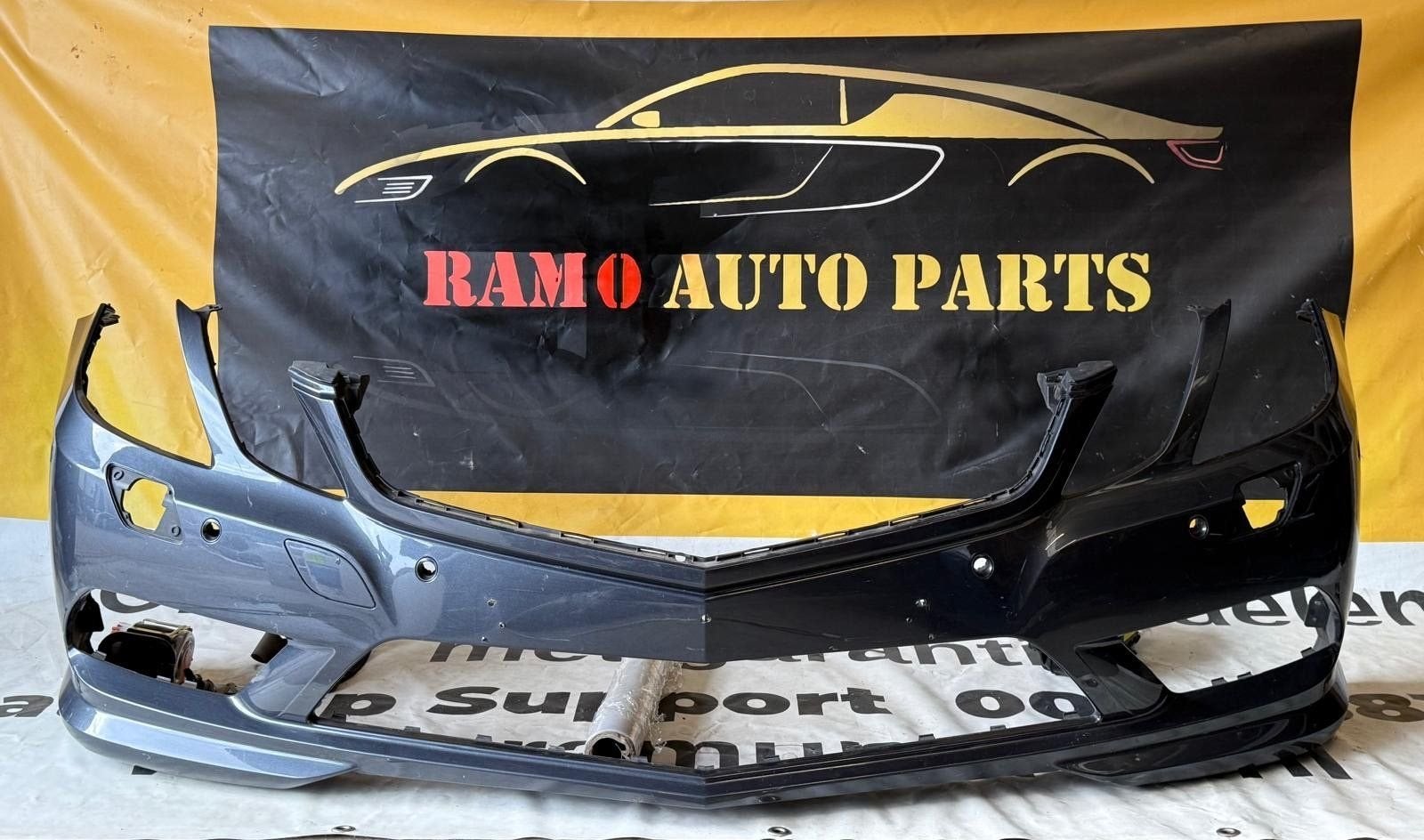MERCEDES W207 E-CLASS AMG VOORBUMPER OEM A2078852725, 3 mois de garantie, Utilisé, -, Avant