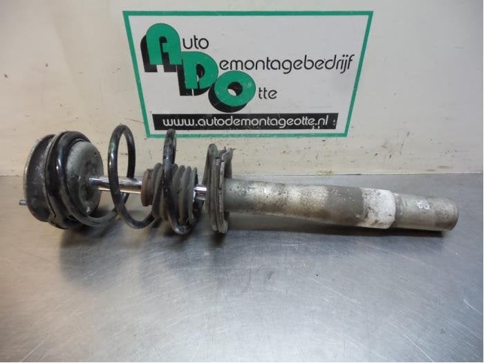Schokdemperpoot rechts-voor van een BMW 5-Serie (5-Serie 02-, Gebruikt, -, -, Ophalen of Verzenden