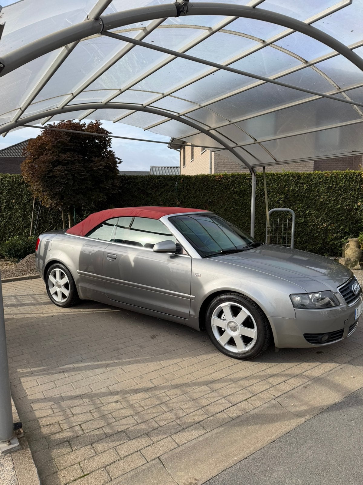 Audi a4 cabrio 2.4 benzine AUTOMAAT kopen/ruilen /overname, Autos, Achat, Entreprise, A4, 120 kW