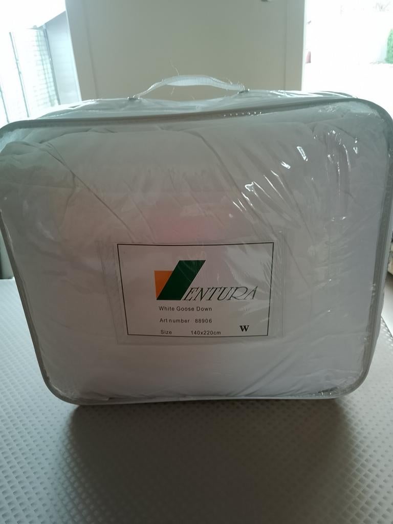 1 pers winterdekbed merk Ventura  echte dons Nieuw, Eenpersoons, Wit, Nieuw, Ophalen of Verzenden