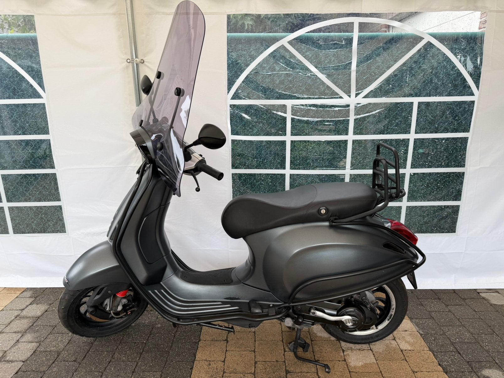 Prachtige vespa A klasse, Ophalen, Zo goed als nieuw