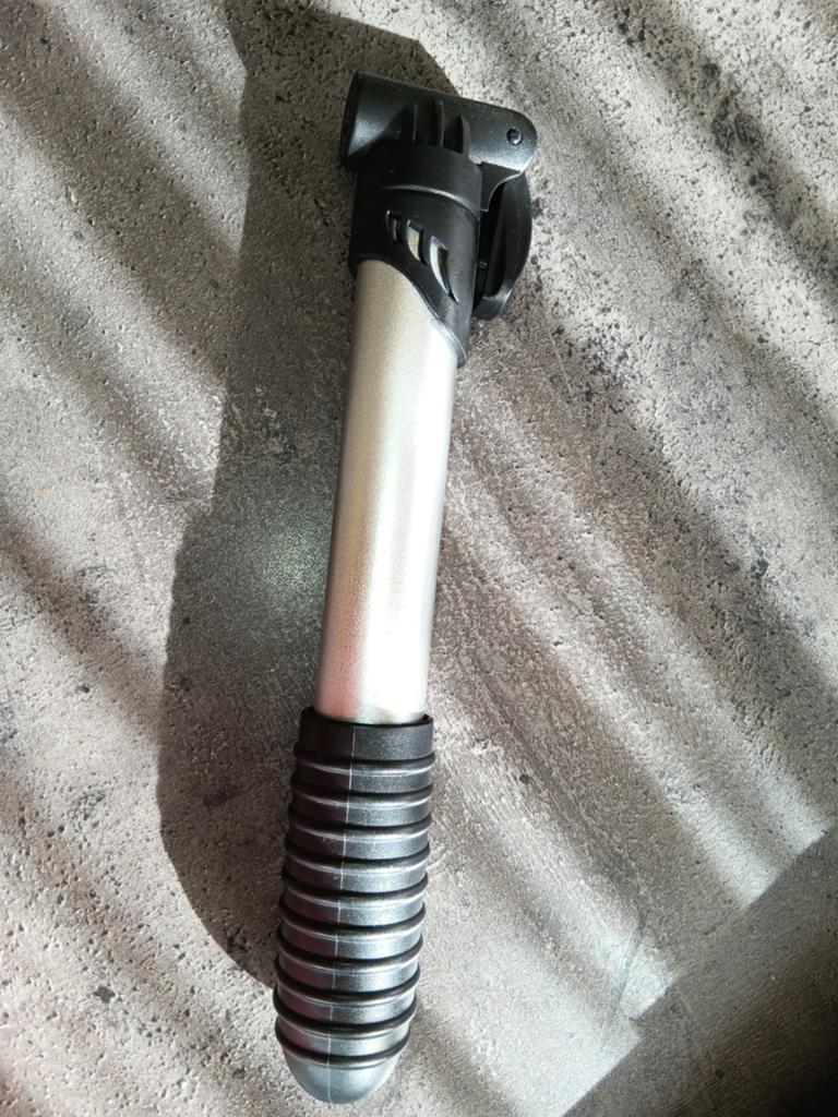 Nieuwe uitschuifbare fietspomp, Ophalen of Verzenden, Drukmeter, Nieuw