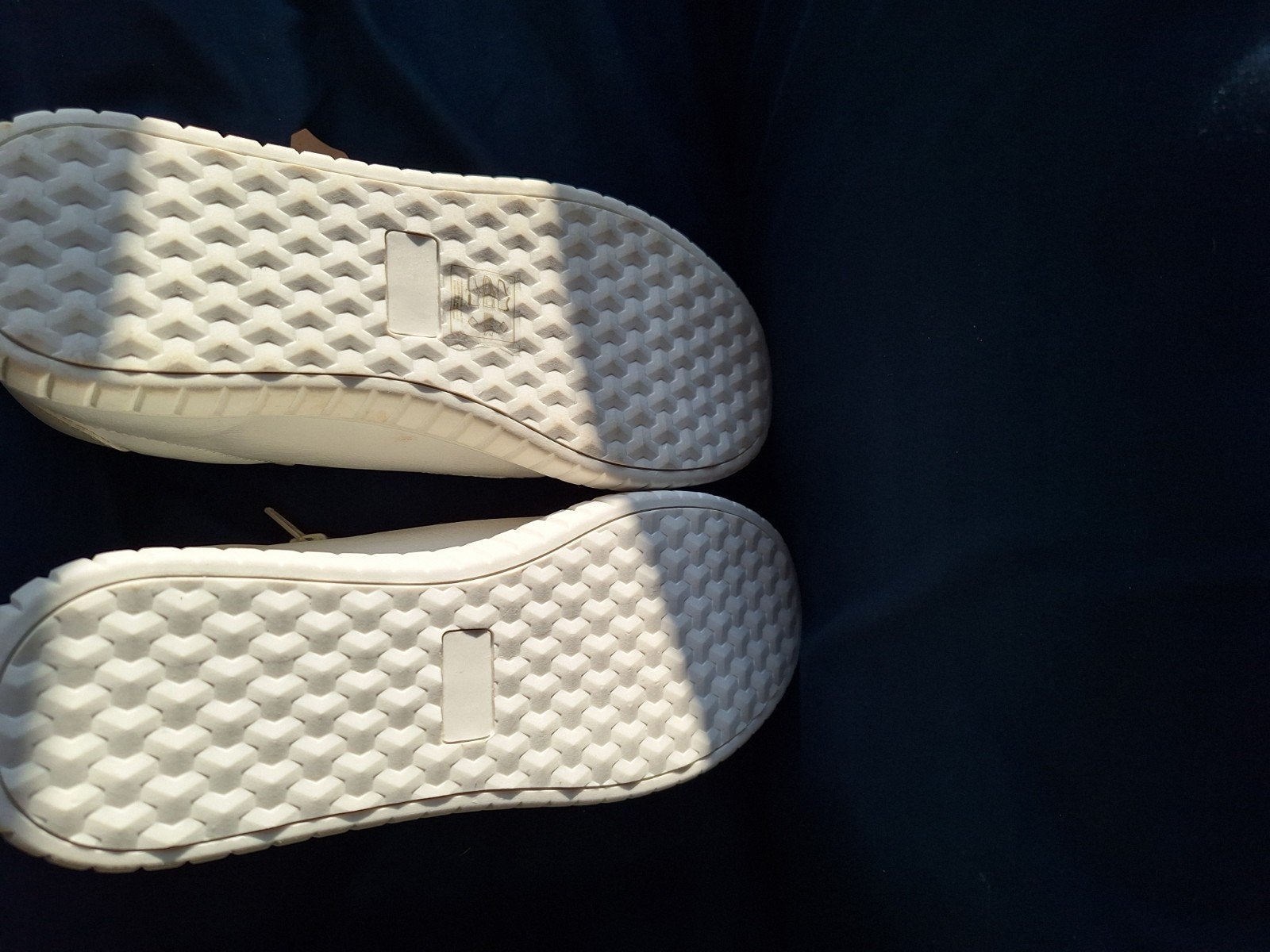 basket blanche de sport Milo & Mila NEUVE, Sports & Fitness, Enlèvement, Neuf, Chaussures