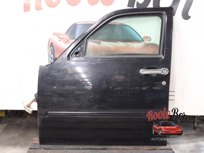 Portier 4Deurs links-voor van een Dodge Nitro (PXR), Gebruikt, -, Deur, -
