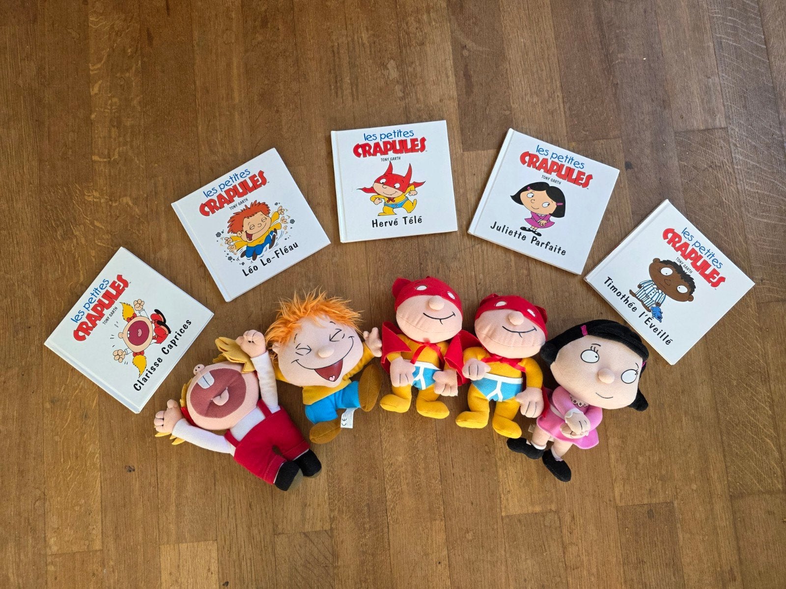 Lot Les Petites Crapules – 5 livres + 5 peluches, Enlèvement