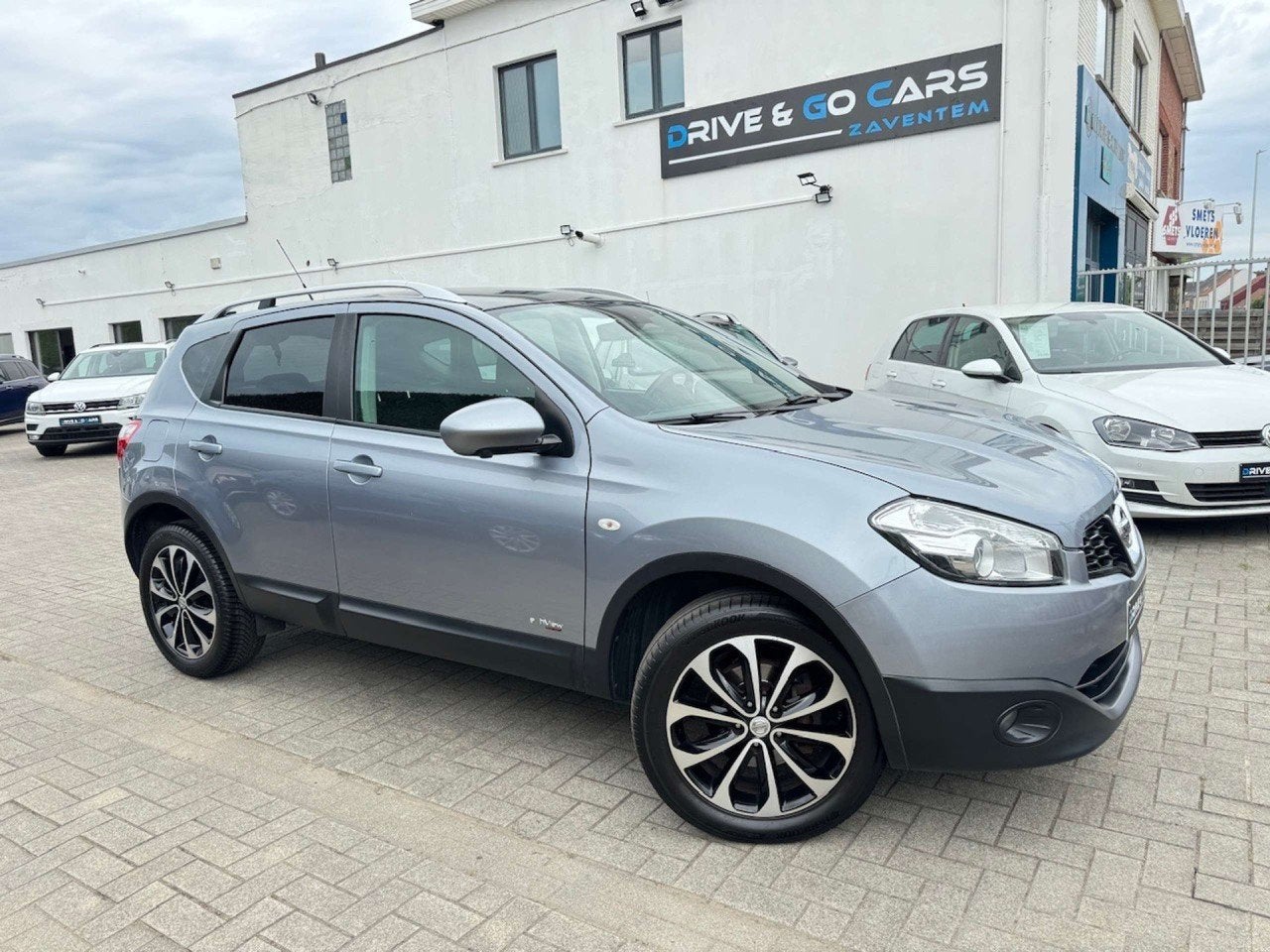 Nissan QASHQAI 1.6 dCi 2WD TechView Edition ISS FULL OPT, Auto's, Voorwielaandrijving, Euro 5, Gebruikt, Zwart