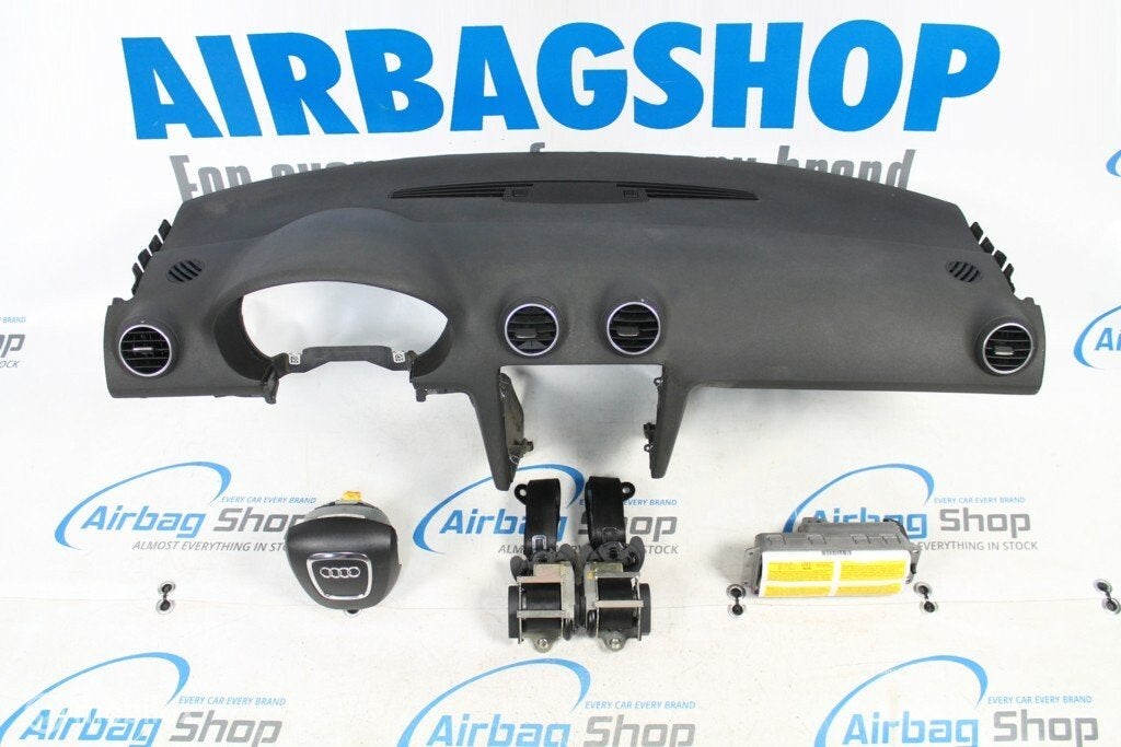 Airbag kit Tableau de bord noir 3 branche Audi A3 8P