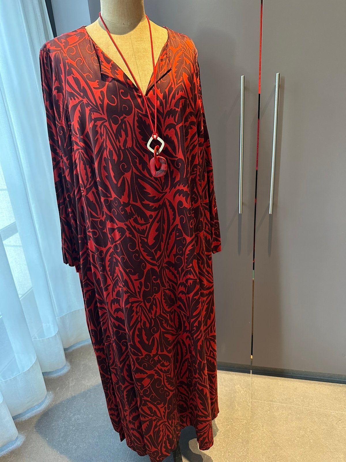 XANDRES GOLD, Prachtige jurk maat 50, Kleding | Dames, Ophalen of Verzenden, Zo goed als nieuw, Rood, Jurk