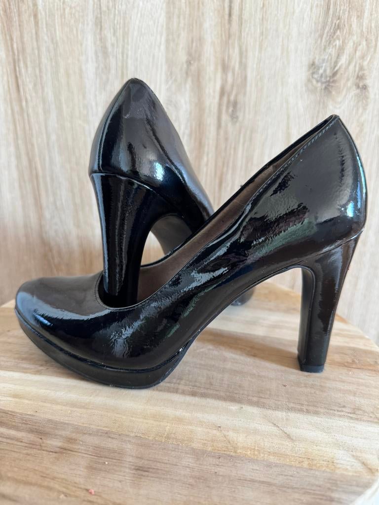Tamaris pumps maat 36, Ophalen, Zo goed als nieuw, Pumps
