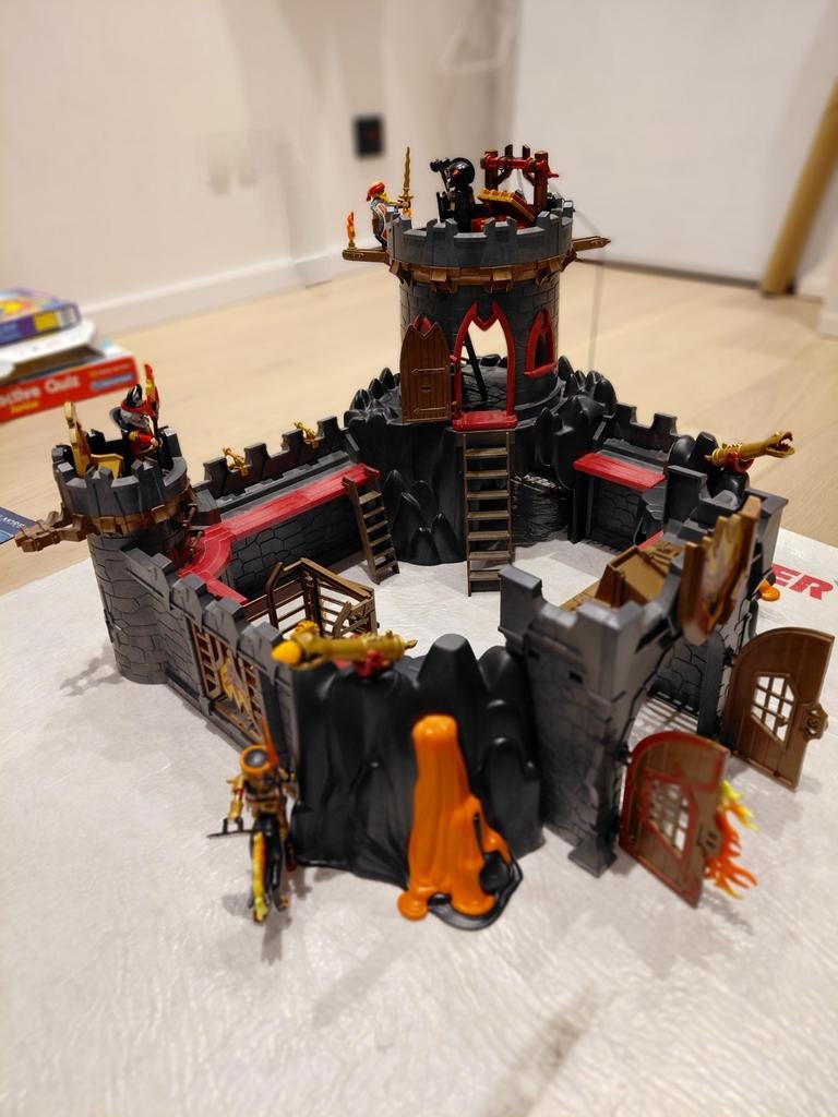 Playmobil novelmore ridderkasteel, nieuwstaat, Ophalen, Zo goed als nieuw, Complete set