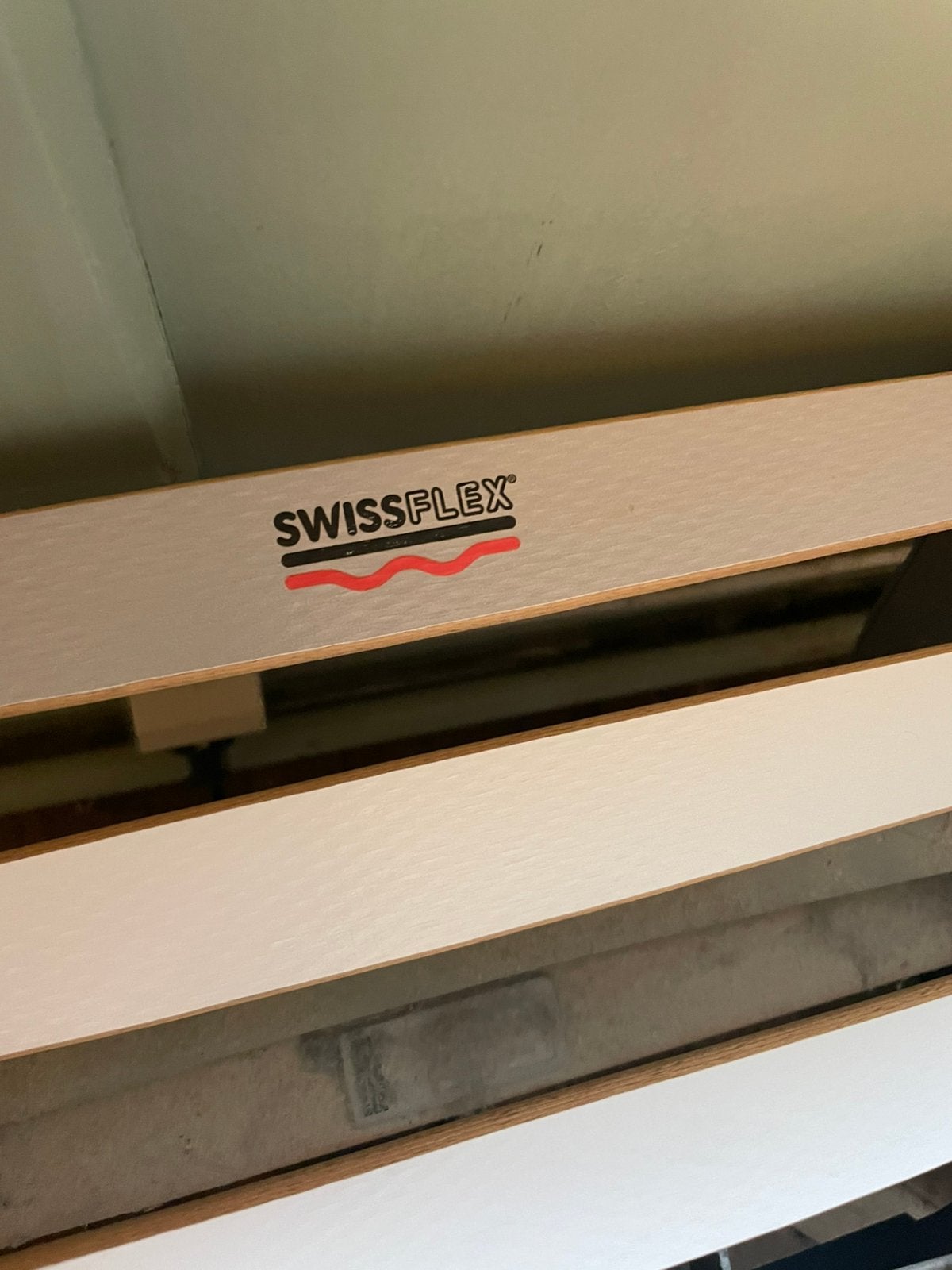 Verstelbaar bed van Swissflex met matras, Ophalen, Gebruikt, Matras