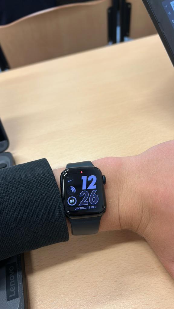 Apple watch SE 2e generatie 40mm GPS alluminium case, Ophalen, IOS, Zo goed als nieuw, Waterdicht