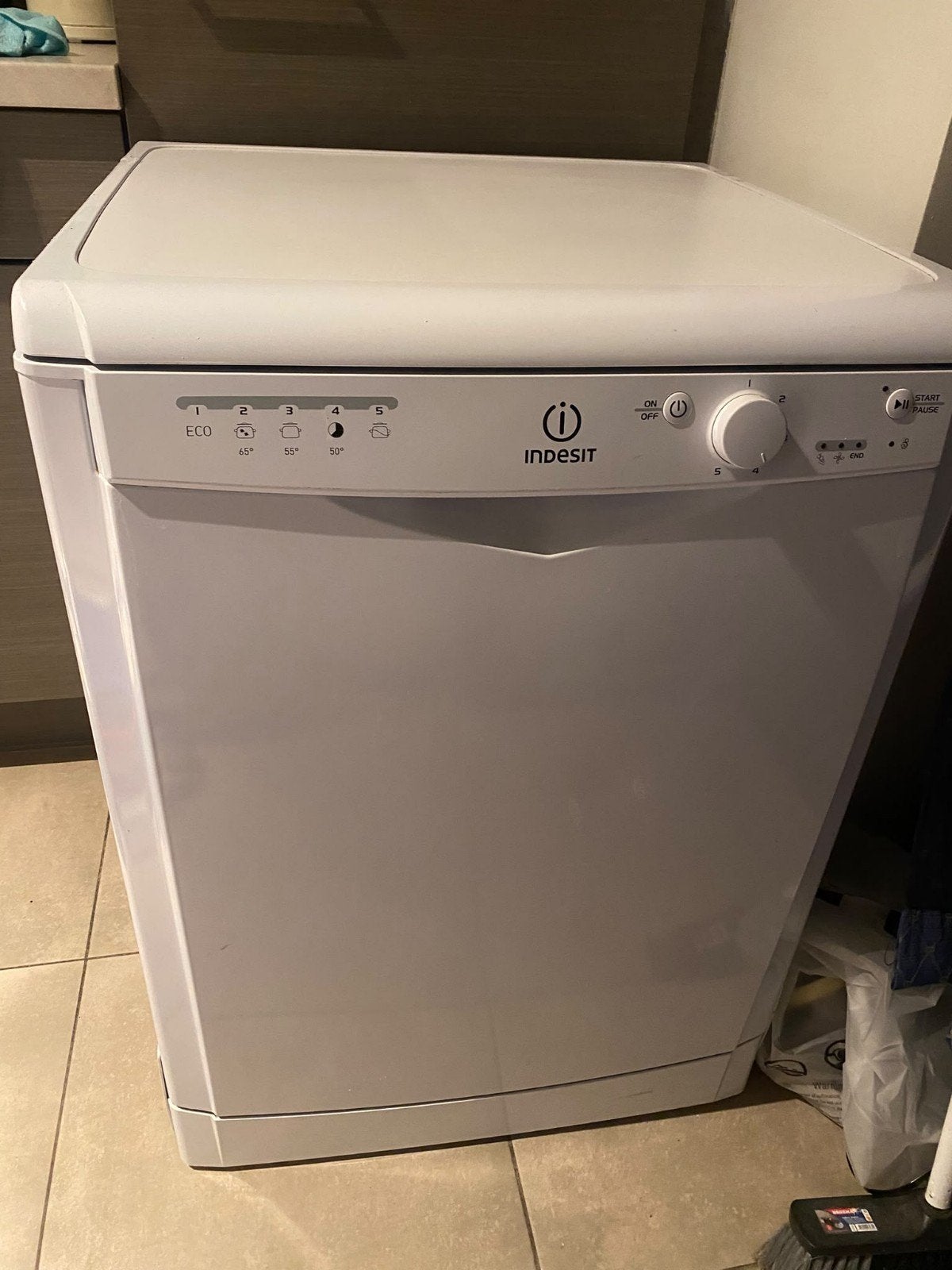 Indesit vaatwasser te koop, Elektronische apparatuur, Ophalen