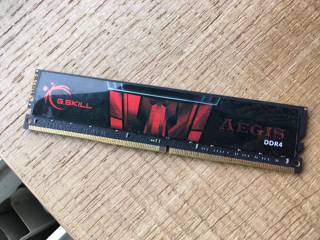 Mémoire RAM G.Skill Aegis DDR4 8GB 8Go, Enlèvement ou Envoi, DDR4, 8 GB, Comme neuf