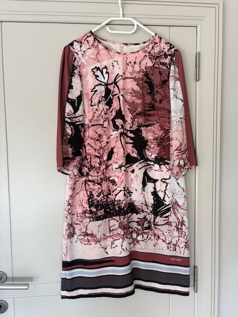 Heel mooie jurk met bijpassende jas GERRY WEBER, maat 40., Kleding | Dames, Maat 38/40 (M), Meerkleurig, Cocktailjurk, Ophalen of Verzenden