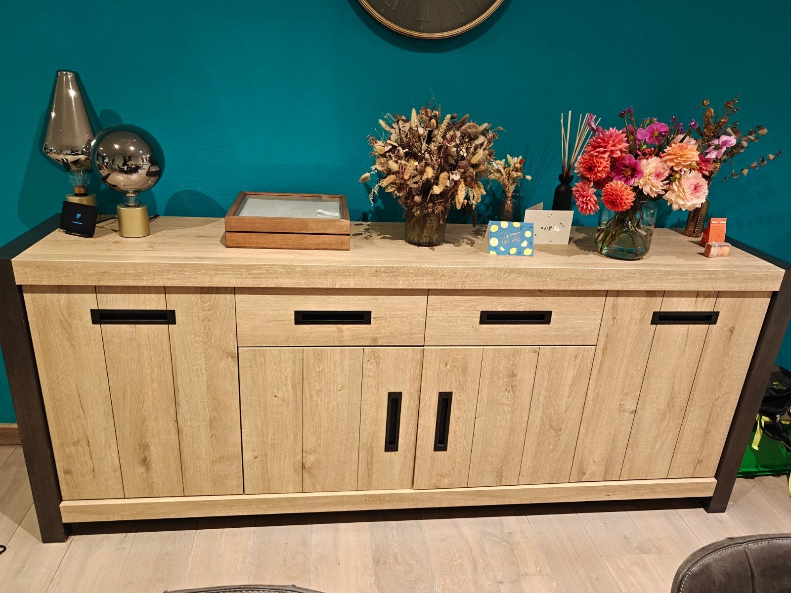 Dressoire kast, Huis en Inrichting, Ophalen, Met lade(s), Zo goed als nieuw, 200 cm of meer