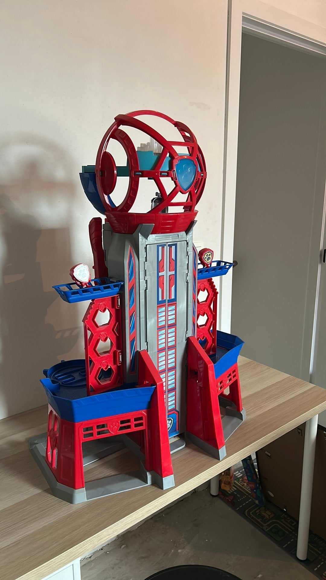 Paw Patrol - The Movie Ultimate City Tower, Enfants & Bébés, Jouets | Extérieur | Jeu d'action, Enlèvement, Utilisé