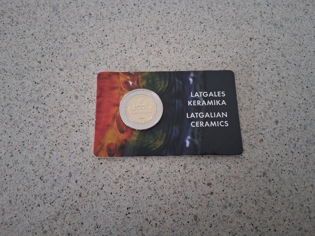2 euro Letland 2020 Keramiek van Letgallen Coincard, Timbres & Monnaies, Enlèvement ou Envoi, Autres pays, 2 euros, Monnaie en vrac