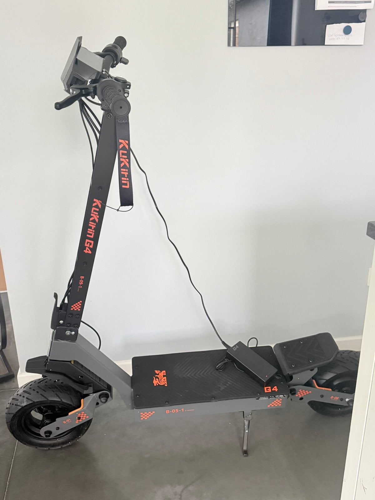 Kukrin g4 nieuw, Fietsen en Brommers, Steps, Ophalen, Zo goed als nieuw