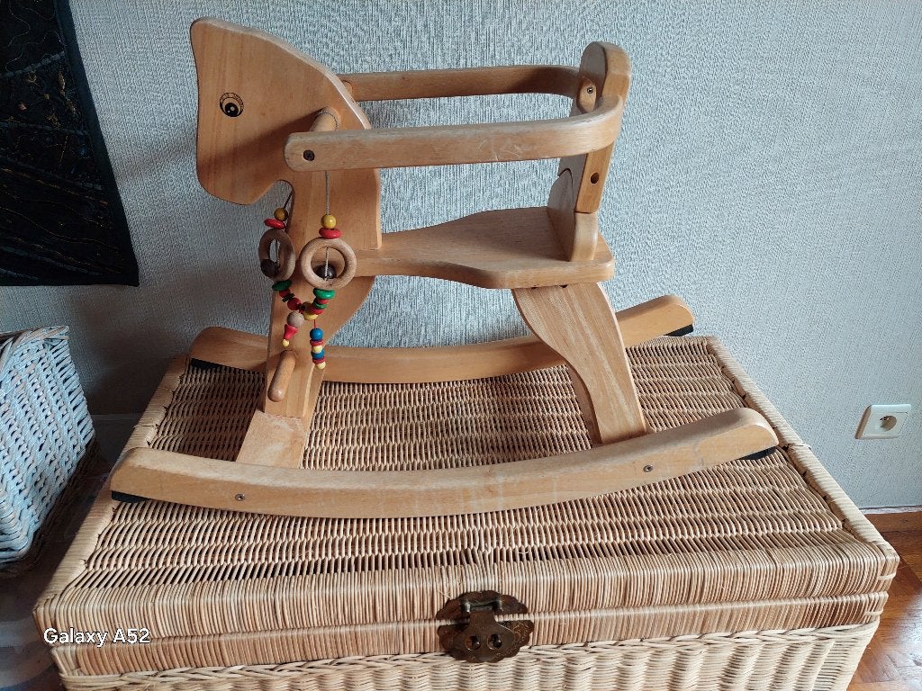 houten hobbelpaard merk Pinolino, Ophalen, Zo goed als nieuw